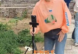 金巧巧长城直播无美颜真容曝光喇叭裤配格子衫被调侃衣品太土2025年6月10日
